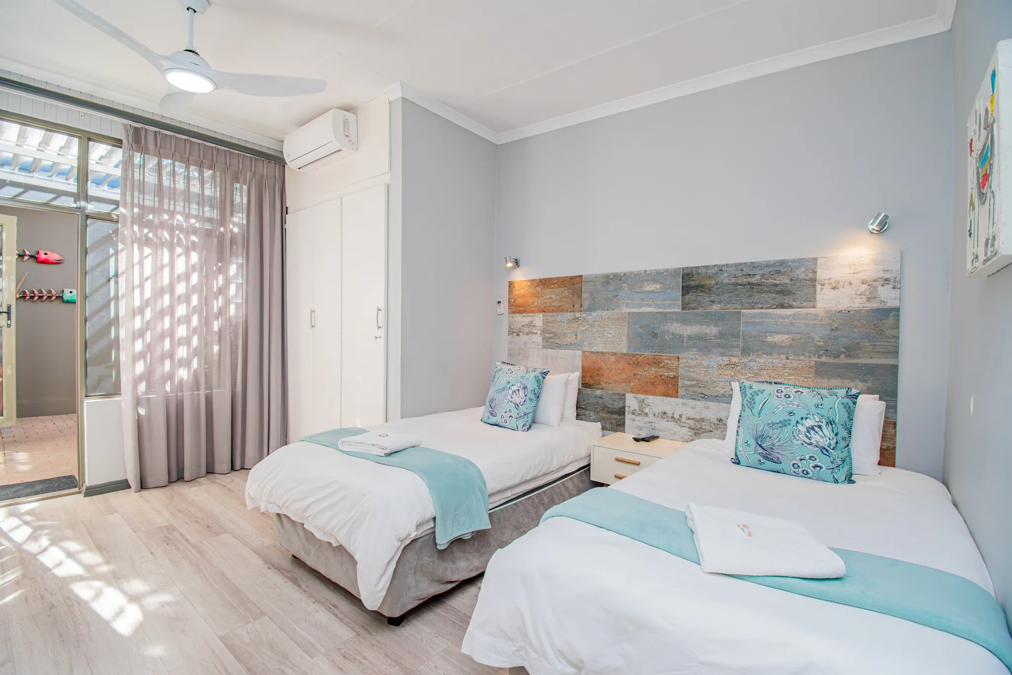 Twin Room - Glen Maine 9